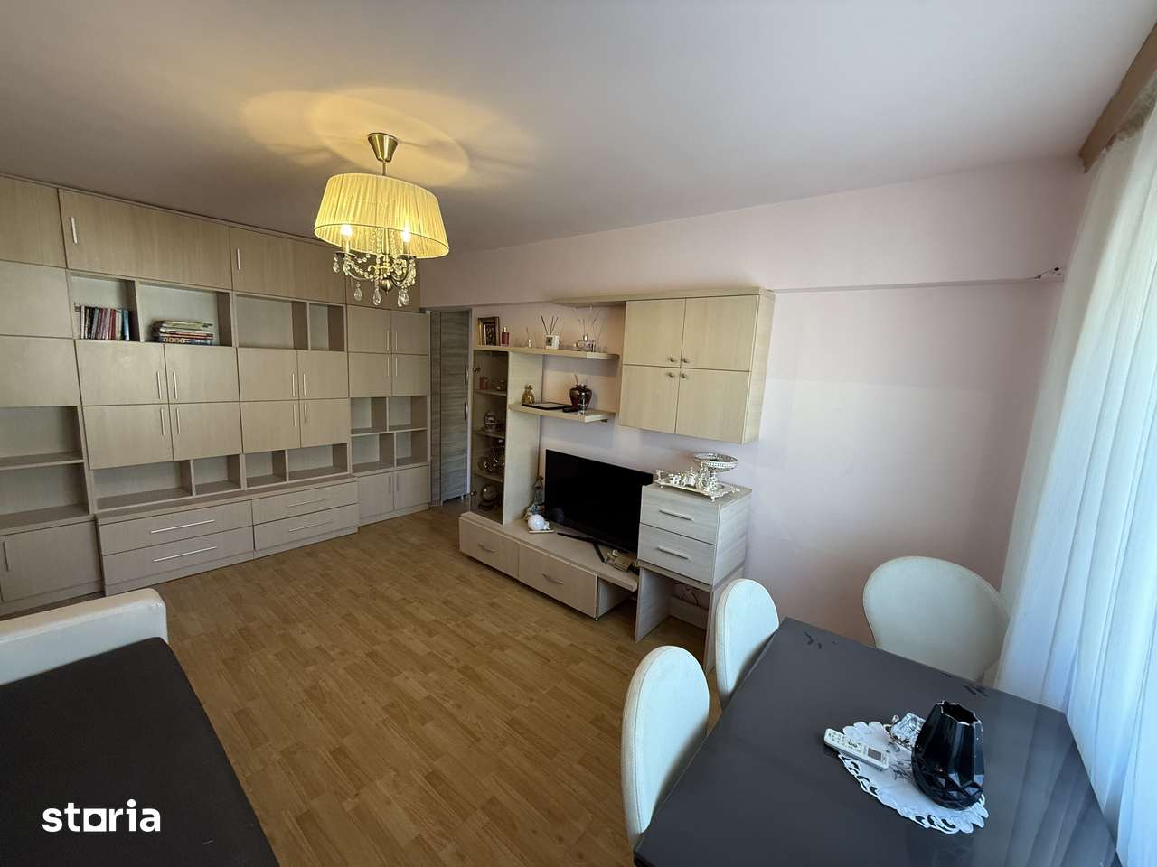 Apartament 2 camere zona Piata Ovidiu — fotografia 1