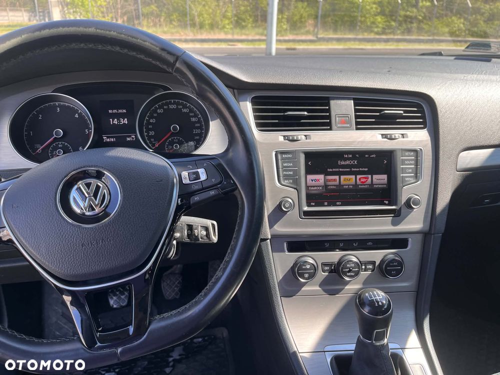 Volkswagen Golf 1.6 TDI BMT Comfortline - 5