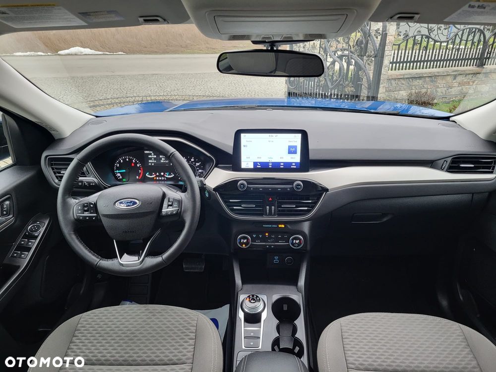 Ford Kuga - 31