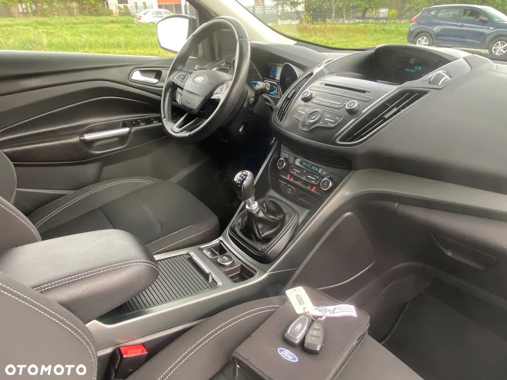 Ford Kuga 2.0 TDCi 4x4 Individual - 32