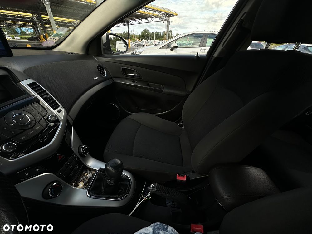 Chevrolet Cruze 1.6 LT - 7