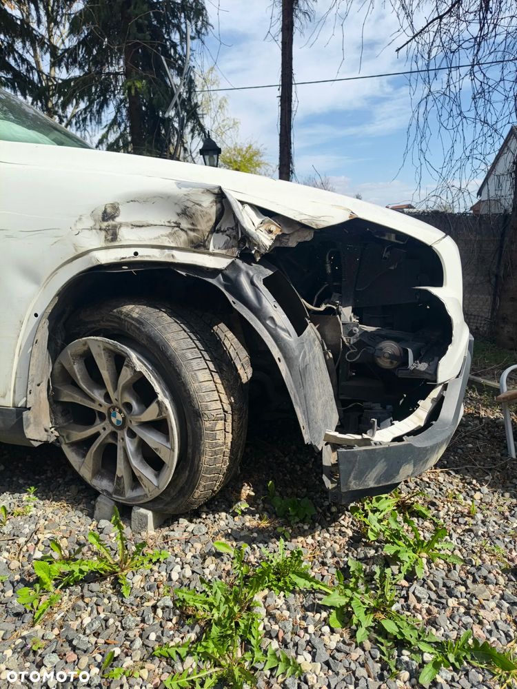 BMW X1 xDrive20d - 4