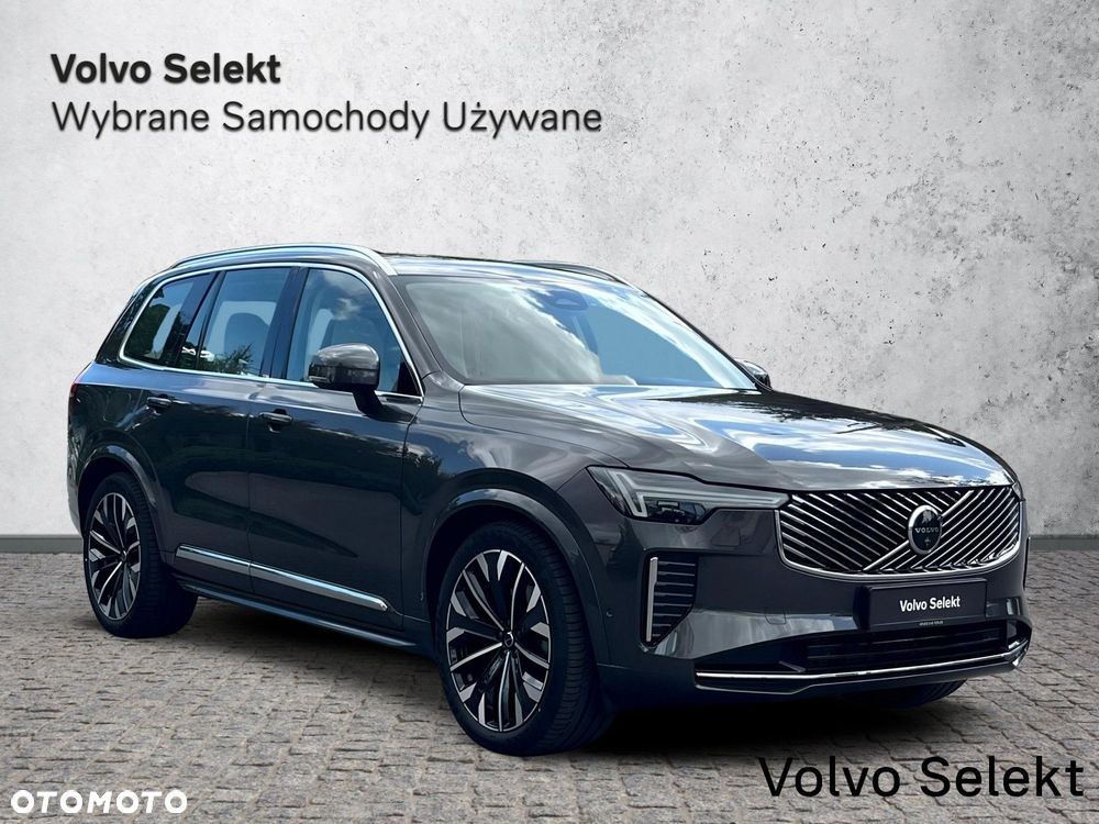 Volvo XC 90 - 9