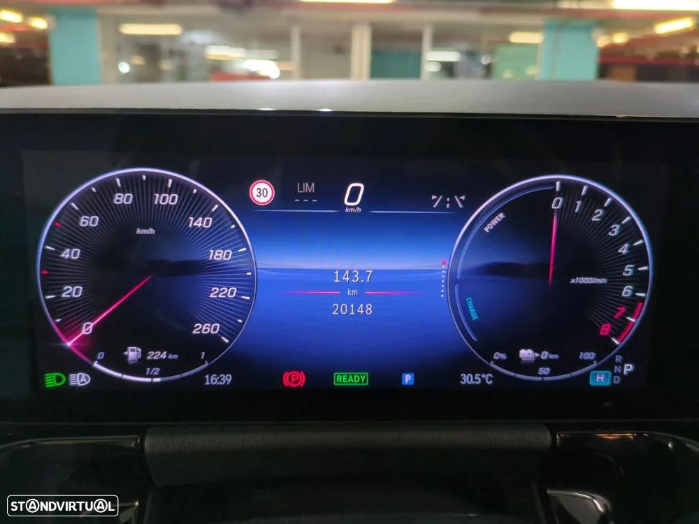 Mercedes-Benz GLA 250 e - 7