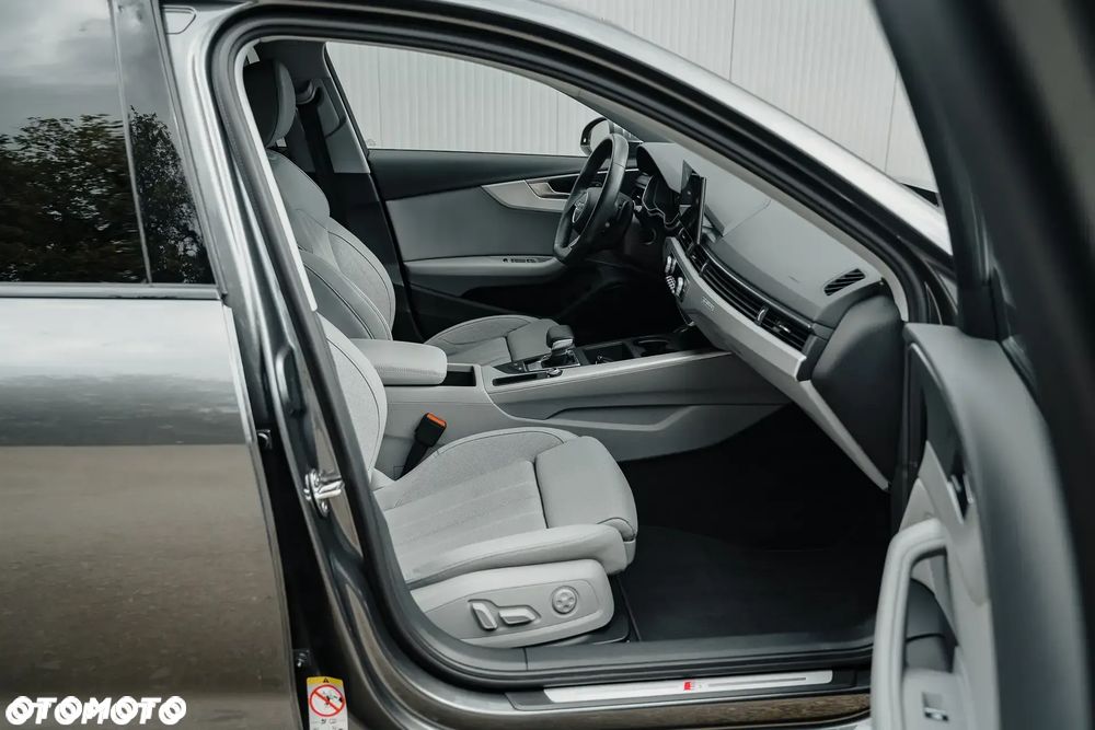 Audi A4 Avant 40 TDI quattro S tronic - 26