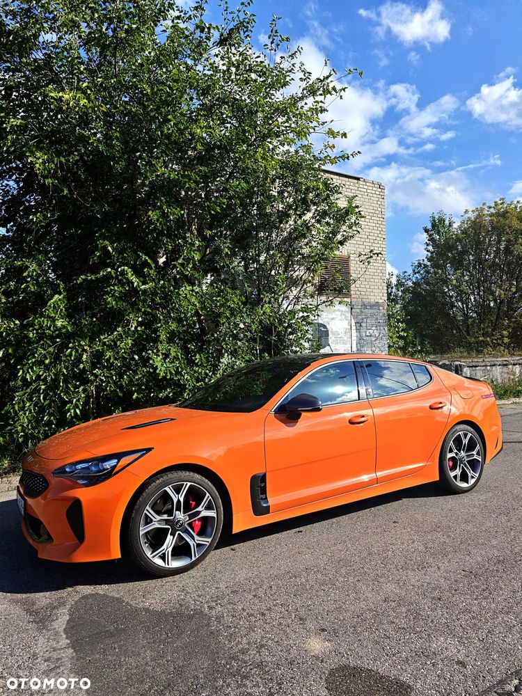 Kia Stinger - 2