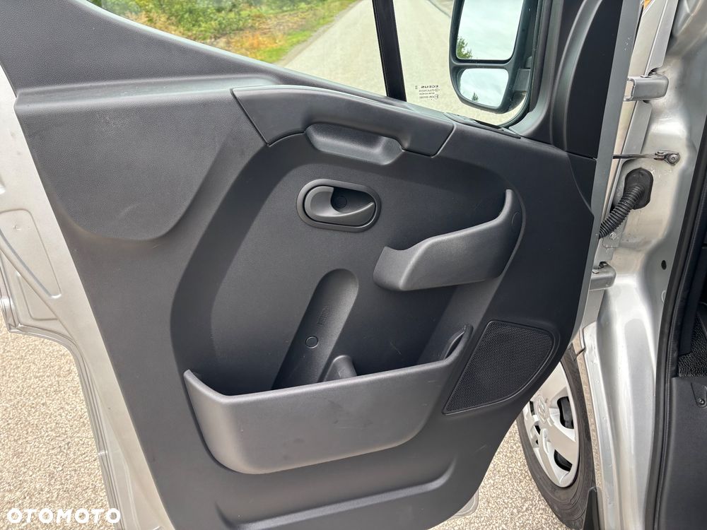 Renault Master - 17
