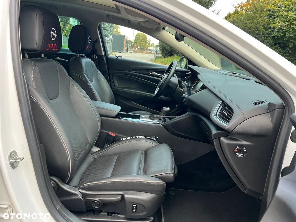 Opel Insignia - 18