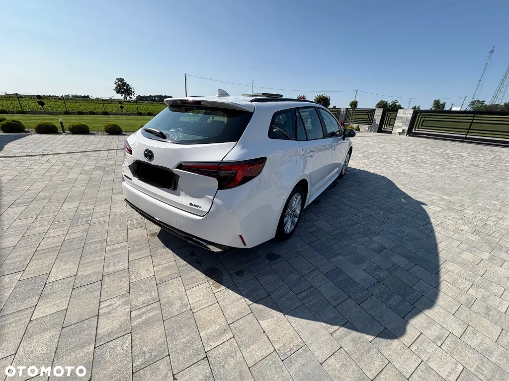 Toyota Corolla 1.8 Hybrid Comfort - 4