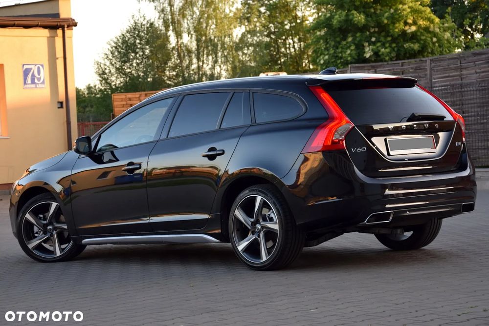 Volvo V60 D4 Geartronic Momentum - 7