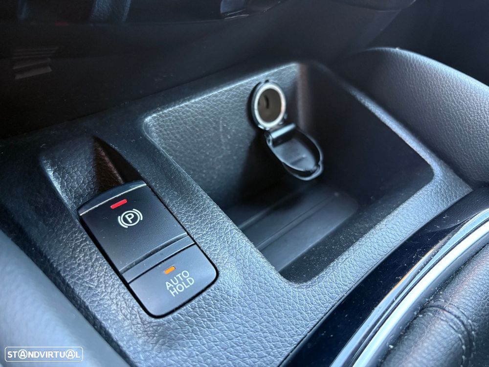 Nissan Qashqai 1.2 DIG-T N-Connecta 18 - 49