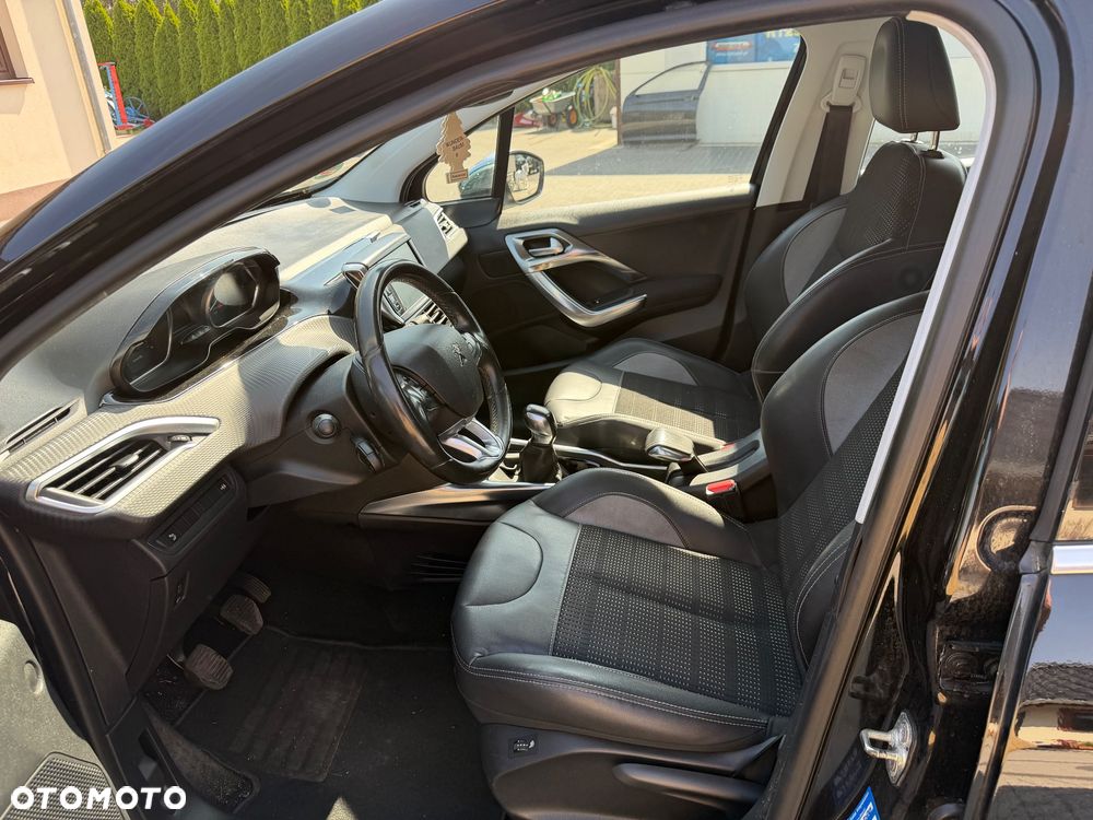 Peugeot 2008 1.6 VTi Allure - 14