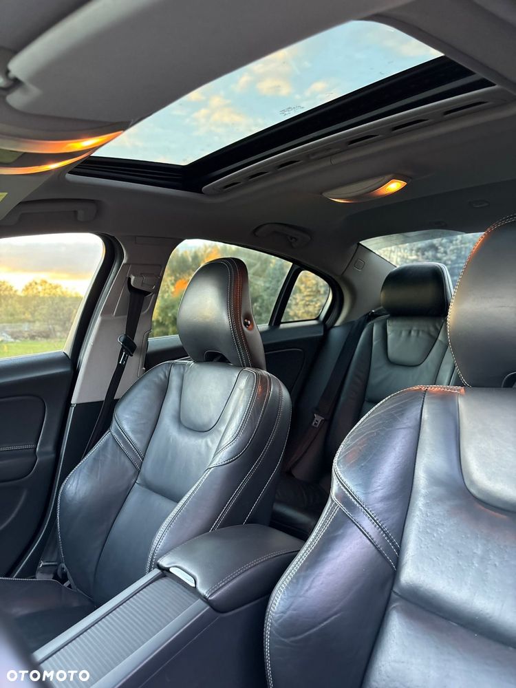 Volvo S60 T6 AWD Momentum - 5