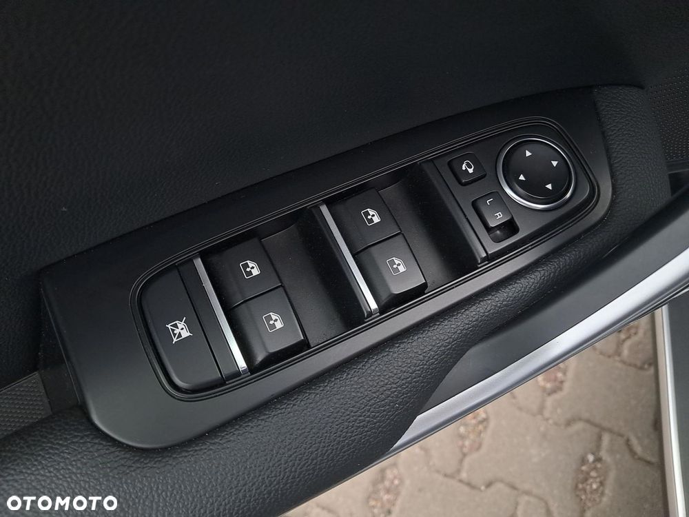 Kia XCeed 1.5 T-GDI Business Line - 19
