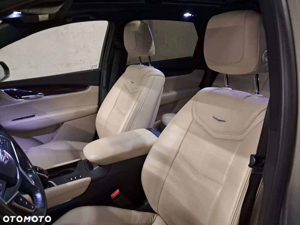 Cadillac XT5 3.6 V6 AWD Luxury - 16