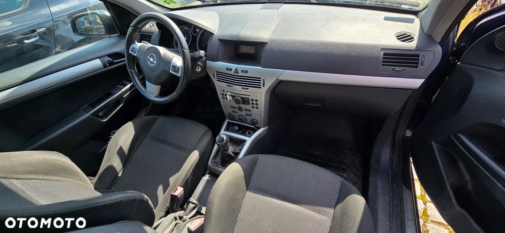 Opel Astra 1.8 Sport - 11