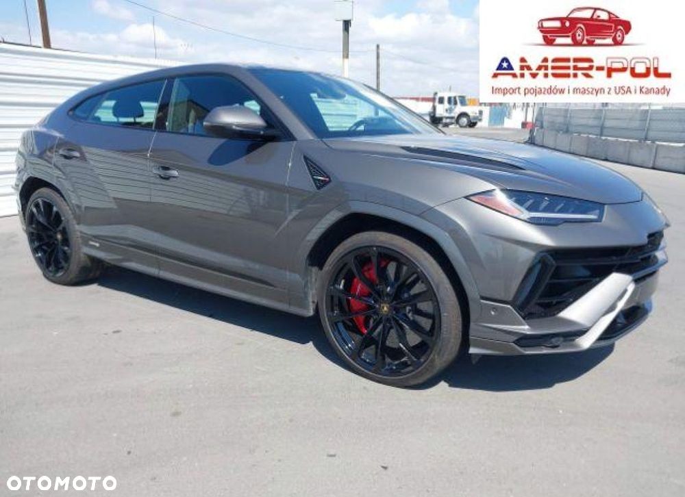 Lamborghini Urus - 1