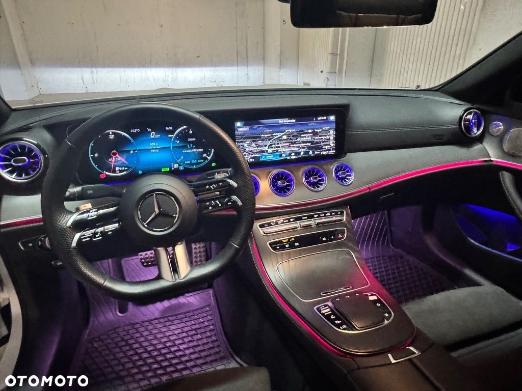 Mercedes-Benz Klasa E 200 Coupe 4-Matic 9G-TRONIC - 1