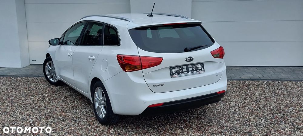 Kia Ceed 1.4 CVVT ISG Spirit - 9