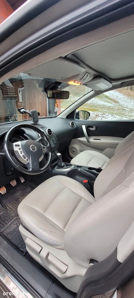 Nissan Qashqai 2.0 dCi Tekna - 4