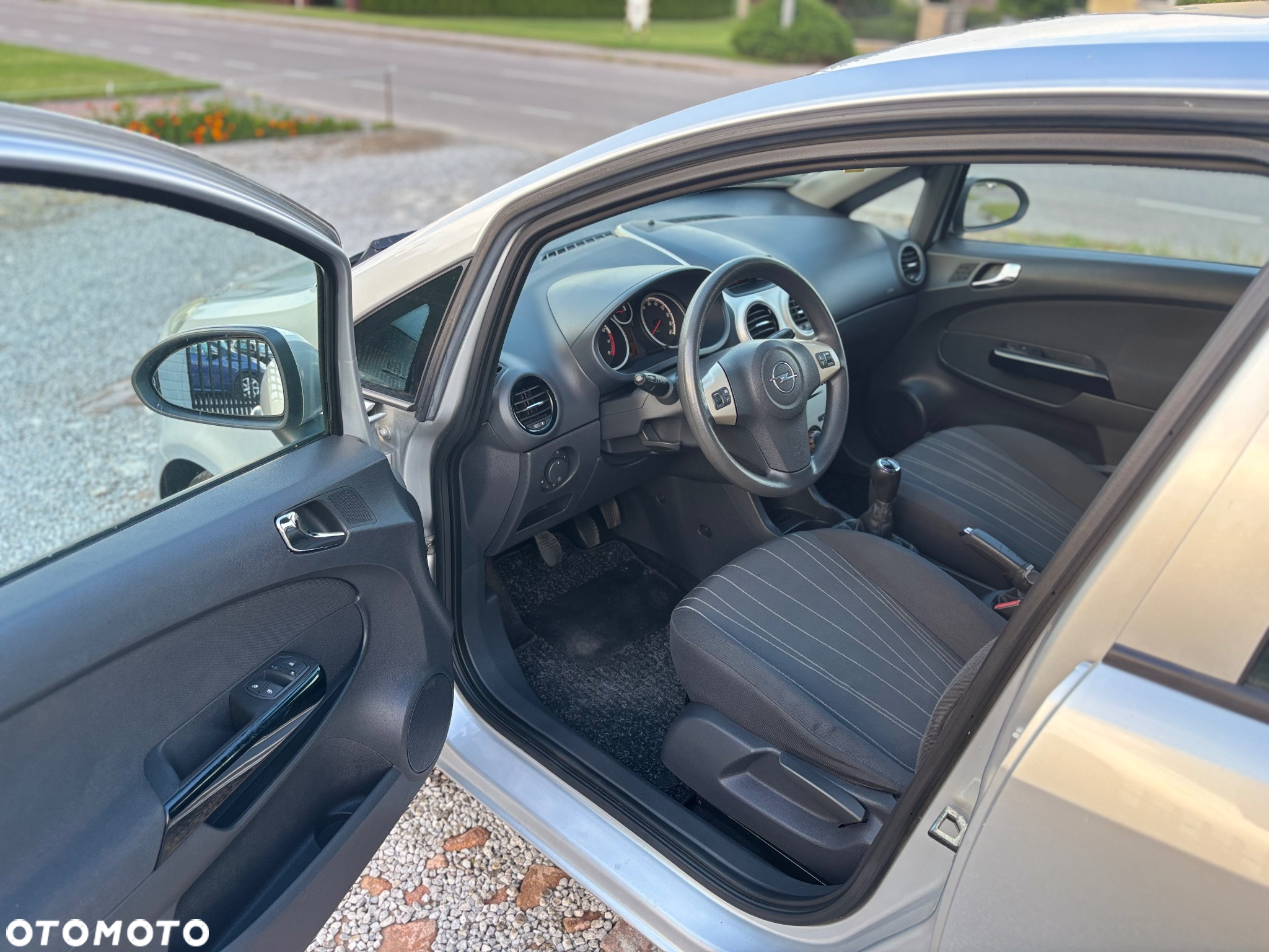 Opel Corsa - 5
