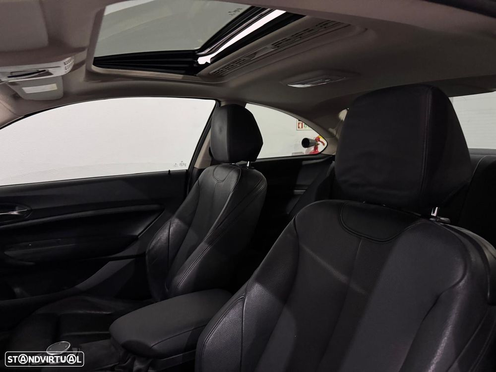 BMW 220 i Aut. M Sport - 10