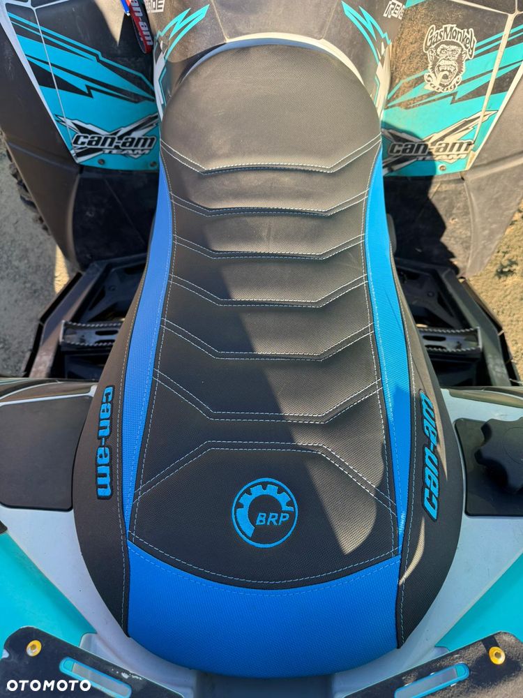 Can-Am Renegade - 12