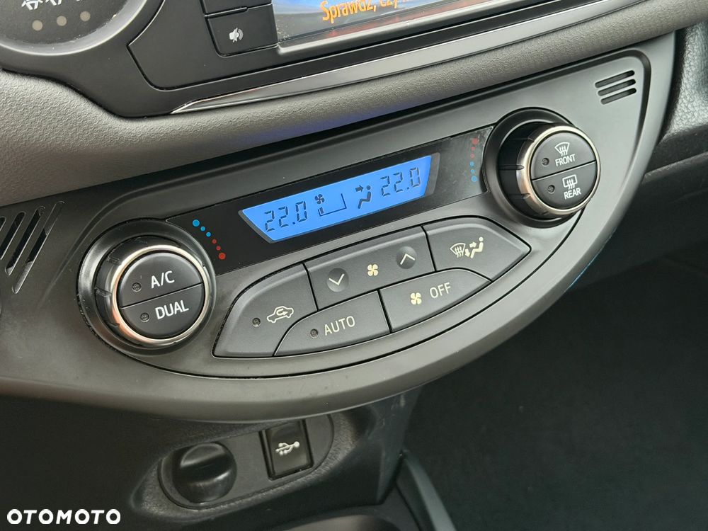 Toyota Yaris - 16