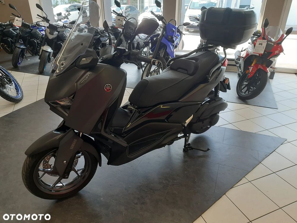 Yamaha X-max - 7