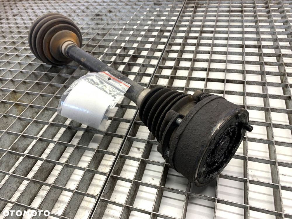 PÓŁOŚ LEWY PRZÓD  VW GOLF V Variant (1K5) 2007 - 2009 1.9 TDI 77 kW [105 KM] olej napędowy 2007 - 3