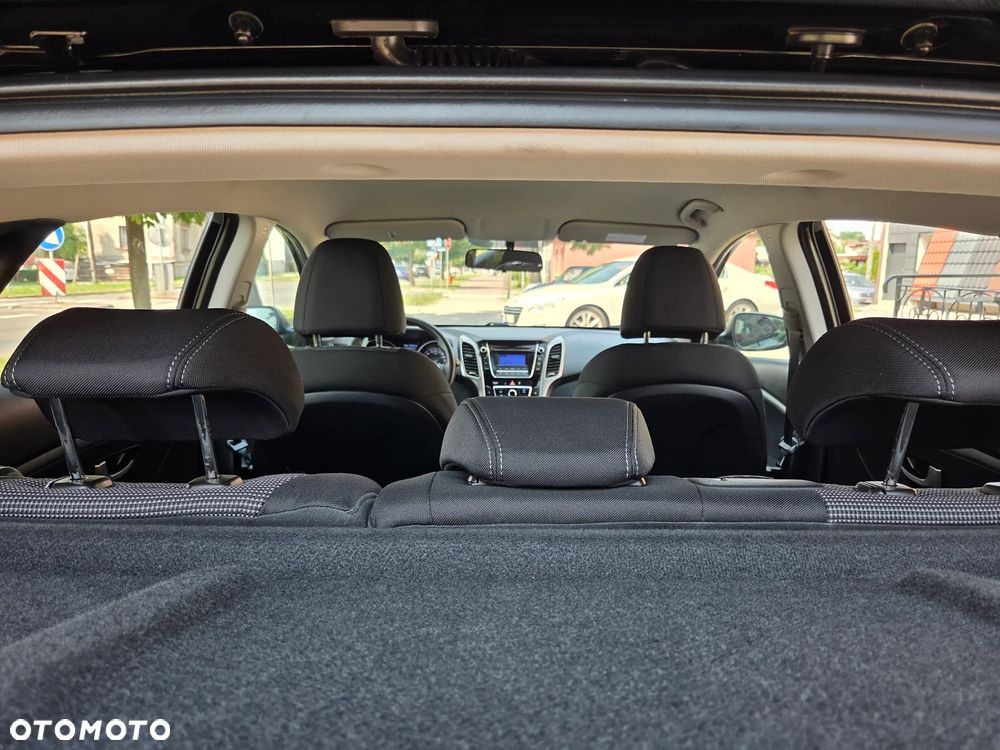 Hyundai i30 1.4 Classic - 11