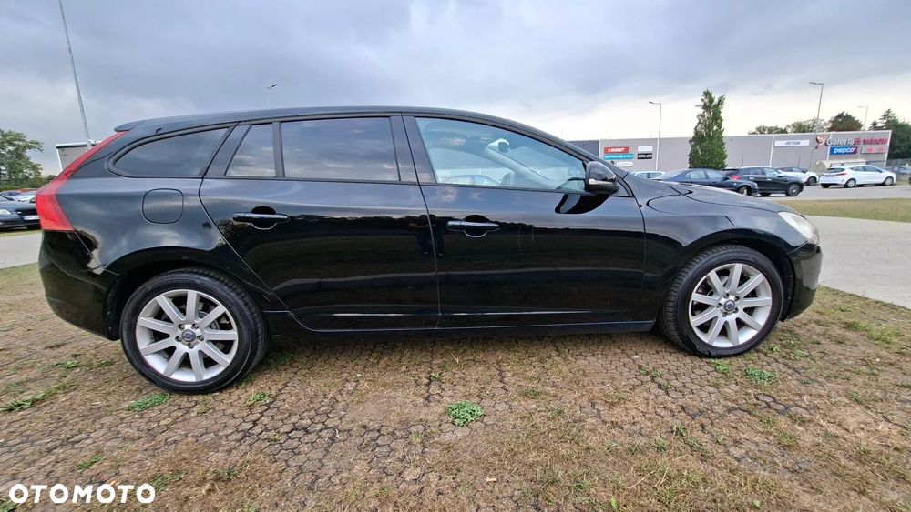 Volvo V60 D3 Geartronic Momentum - 6