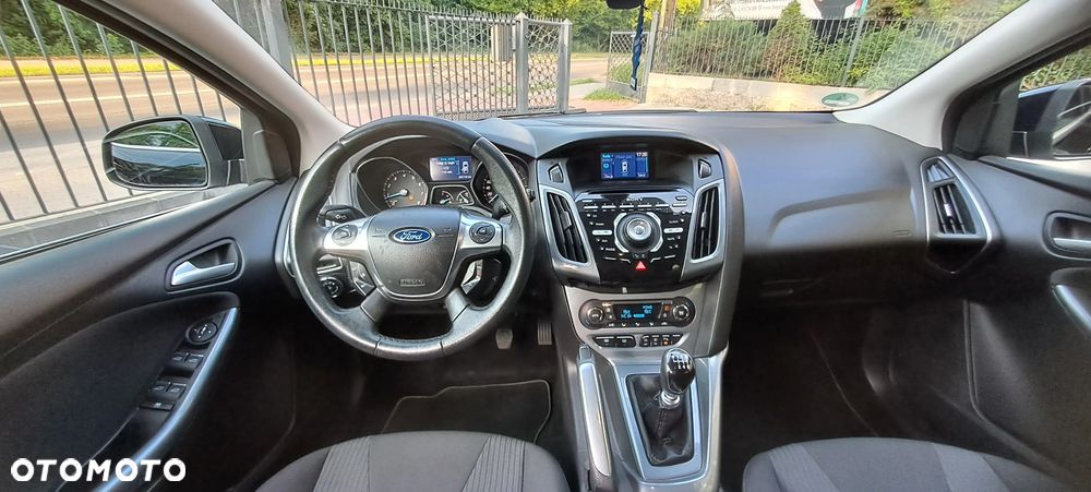 Ford Focus - 11