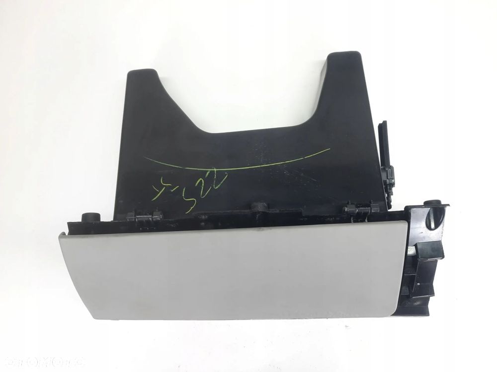 SCHOWEK PASAŻERA TESLA MODEL S 12-16 EU - 1