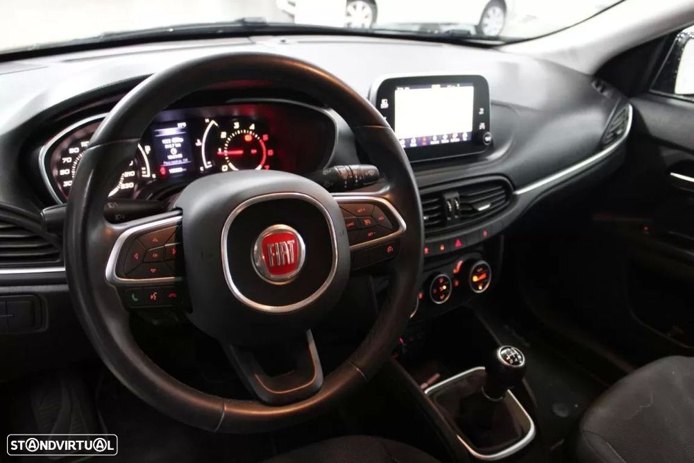 Fiat Tipo Station Wagon 1.3 M-Jet Lounge - 9