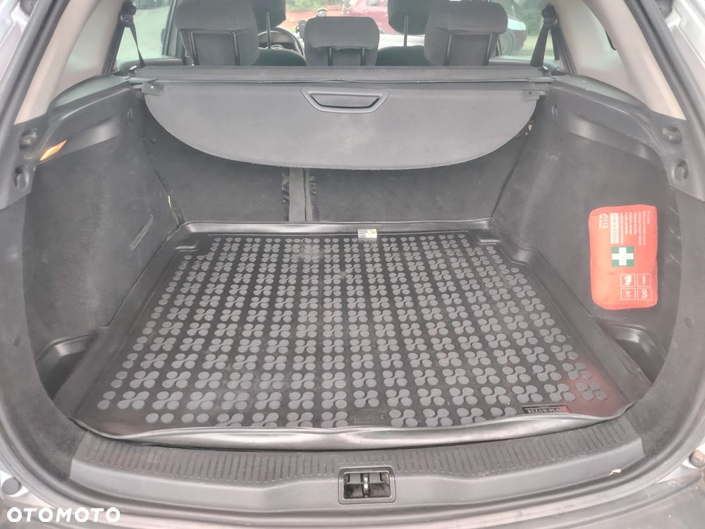 Renault Megane 1.5 dCi Energy Limited EU6 - 10