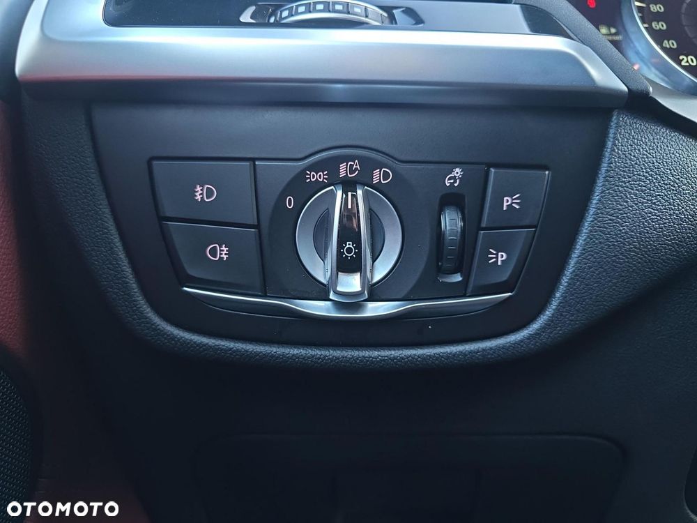 BMW X4 xDrive20d xLine sport - 11