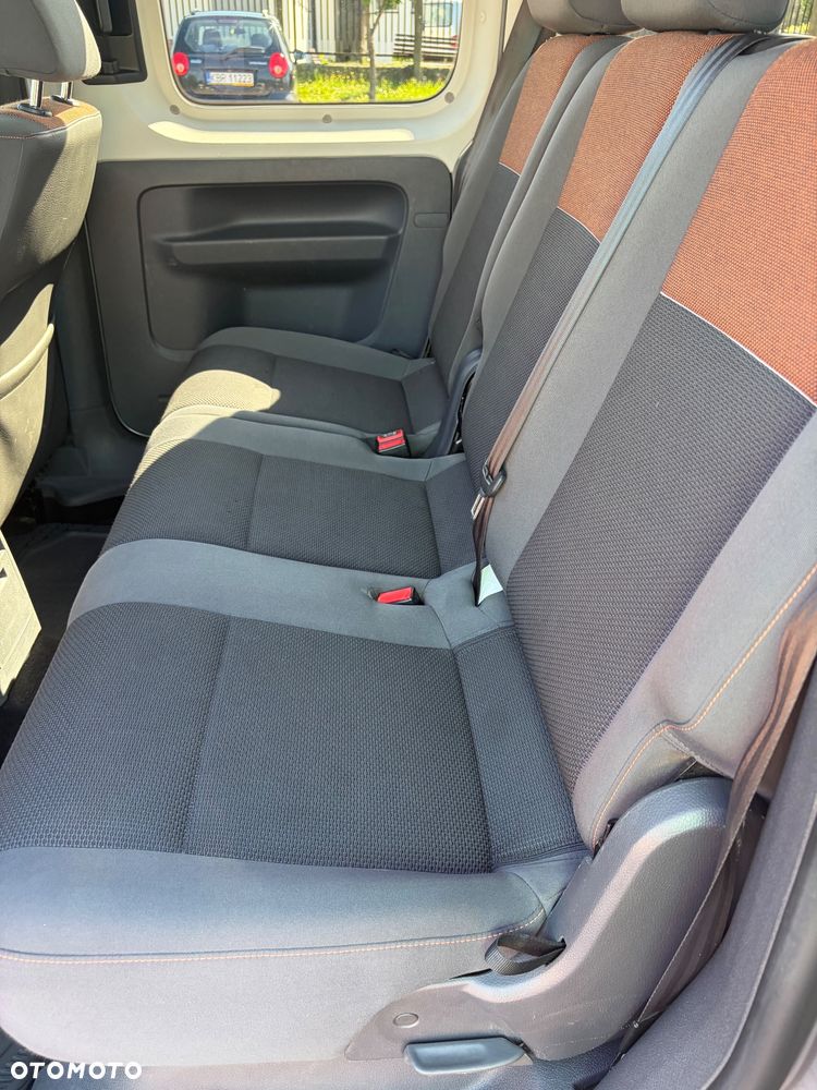 Volkswagen Caddy Highline - 37