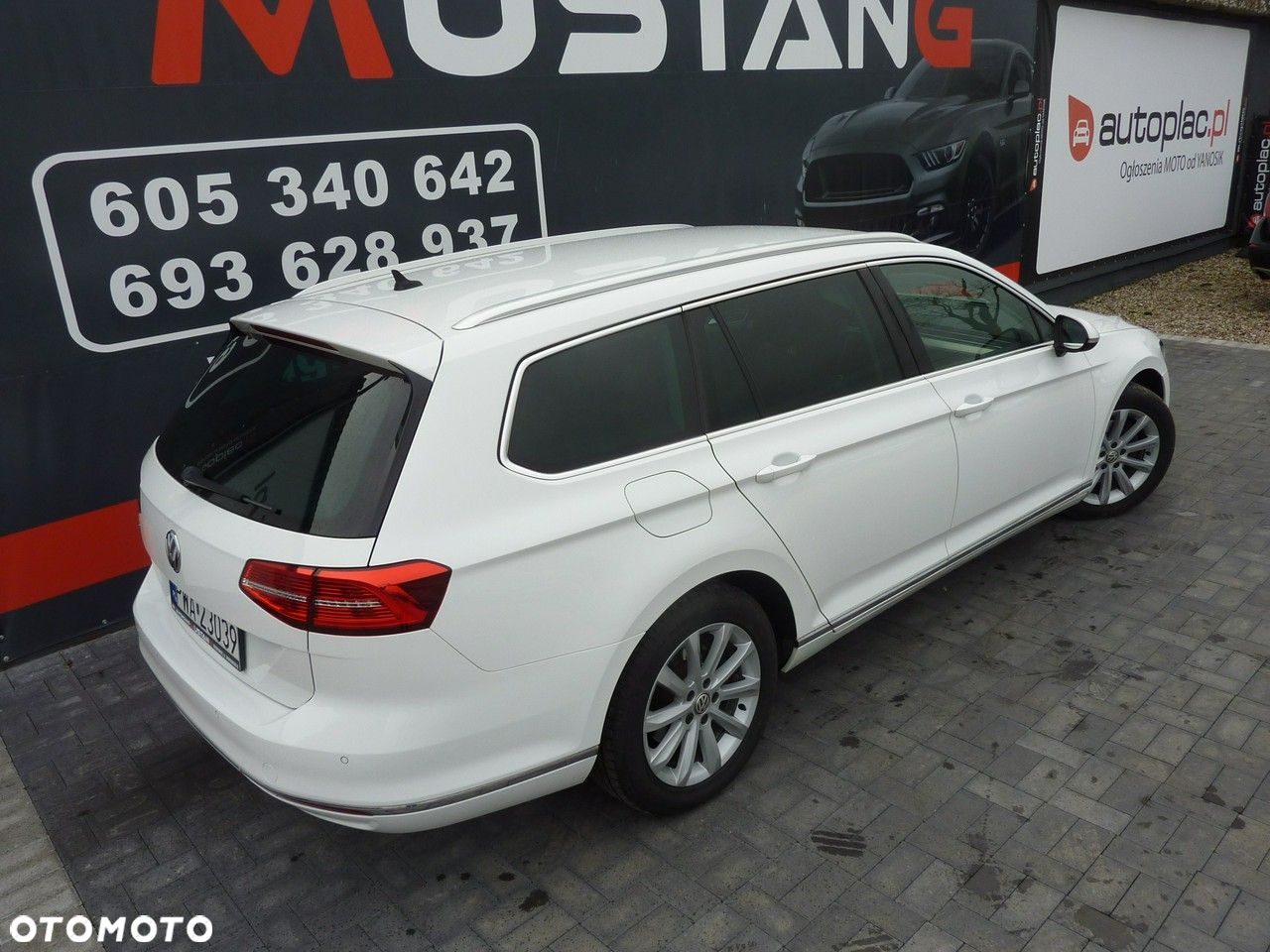 Volkswagen Passat - 9