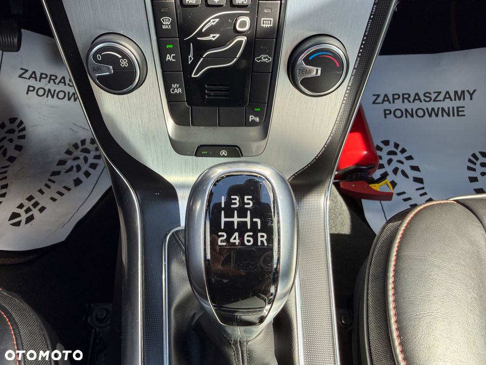 Volvo V40 D2 Ocean Race - 31