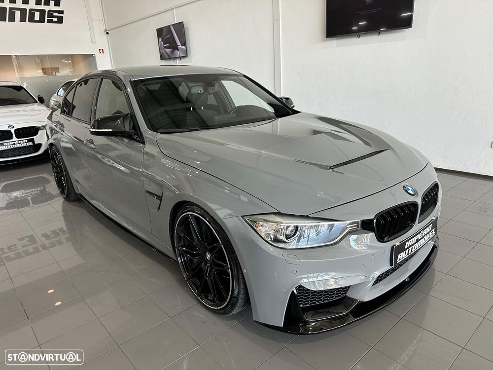 BMW 320 d Pack M - 36