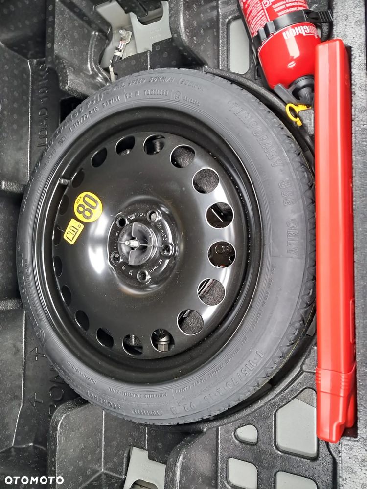 Opel Astra 1.2 T Elegance S&S - 29