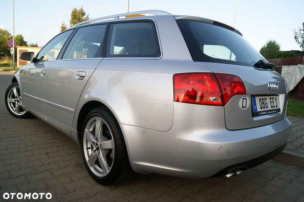 Audi A4 Avant 2.0 TDI - 17