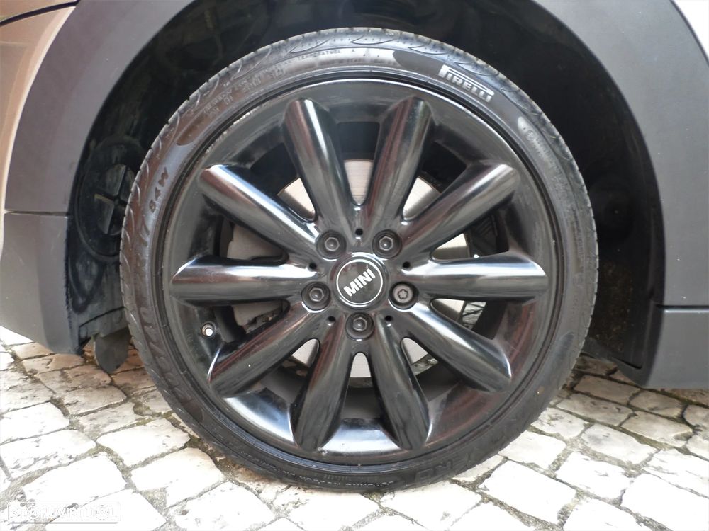 MINI 3 Portas Cooper S Auto - 13