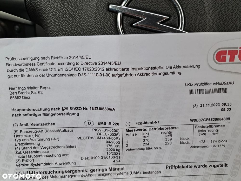 Opel Vectra 3.2 Sport - 35