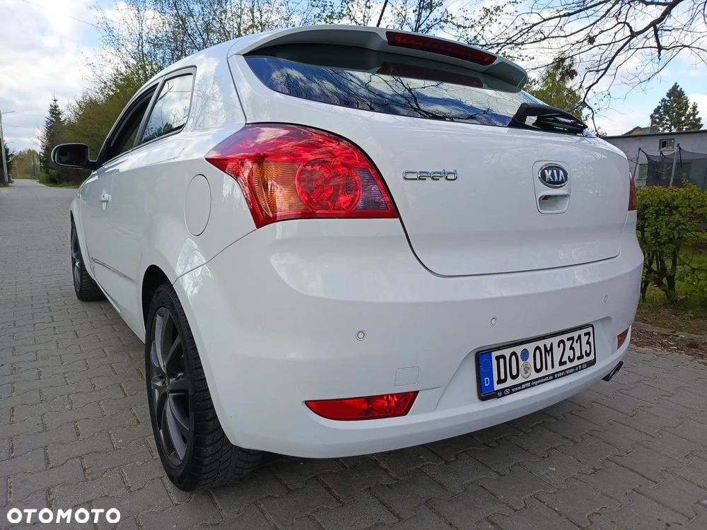 Kia ProCeed 1.4 CVVT Dream-Team Edition - 15