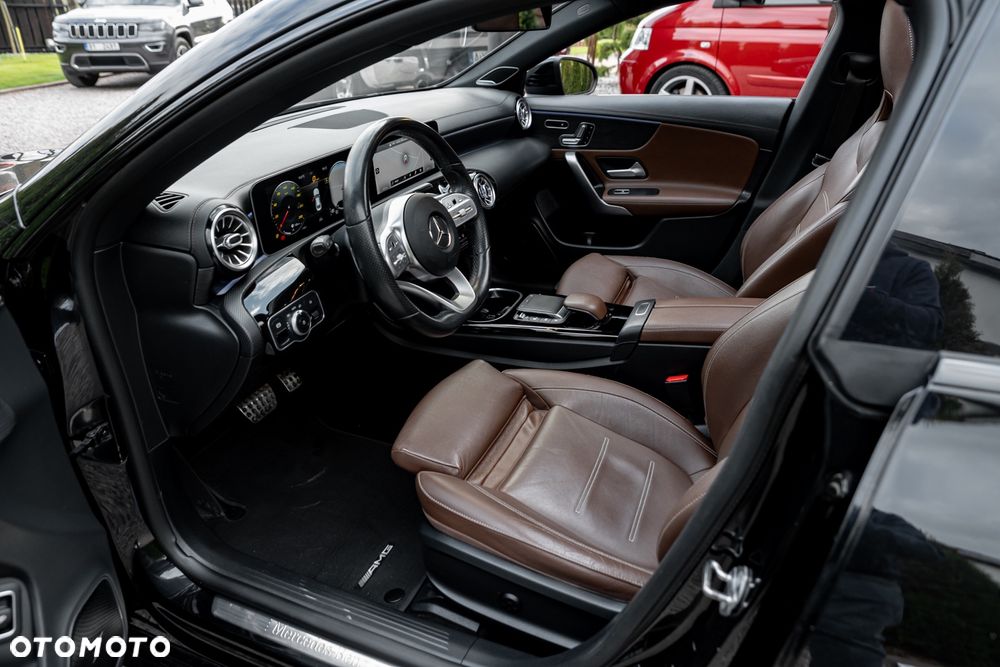 Mercedes-Benz CLA 250 4Matic 8G-DCT Edition AMG Line - 17