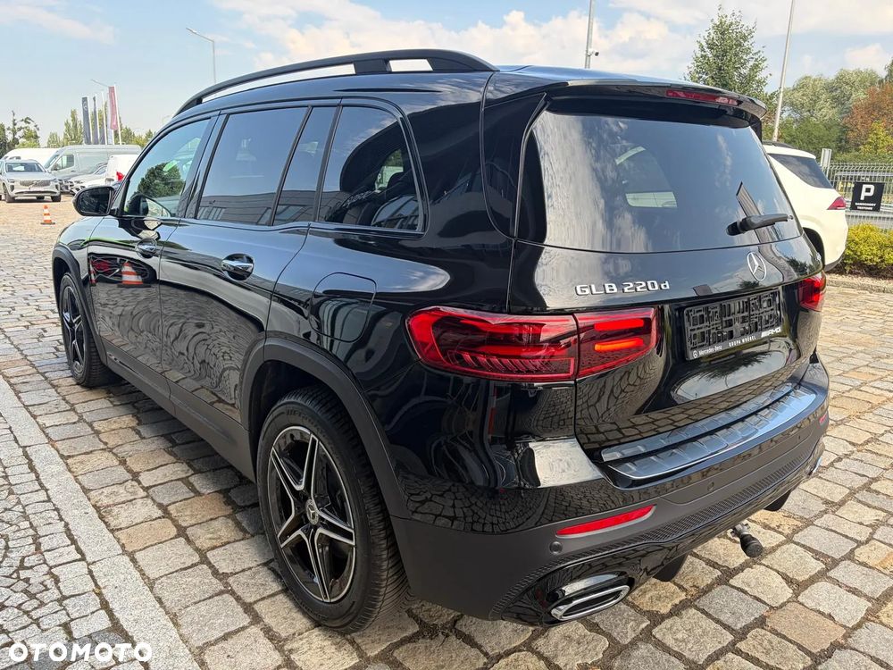 Mercedes-Benz GLB 220 d 4-Matic AMG Line 8G-DCT - 6