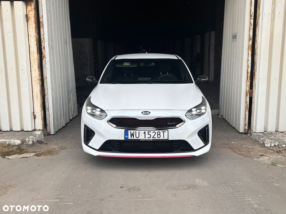 Kia ProCeed - 7