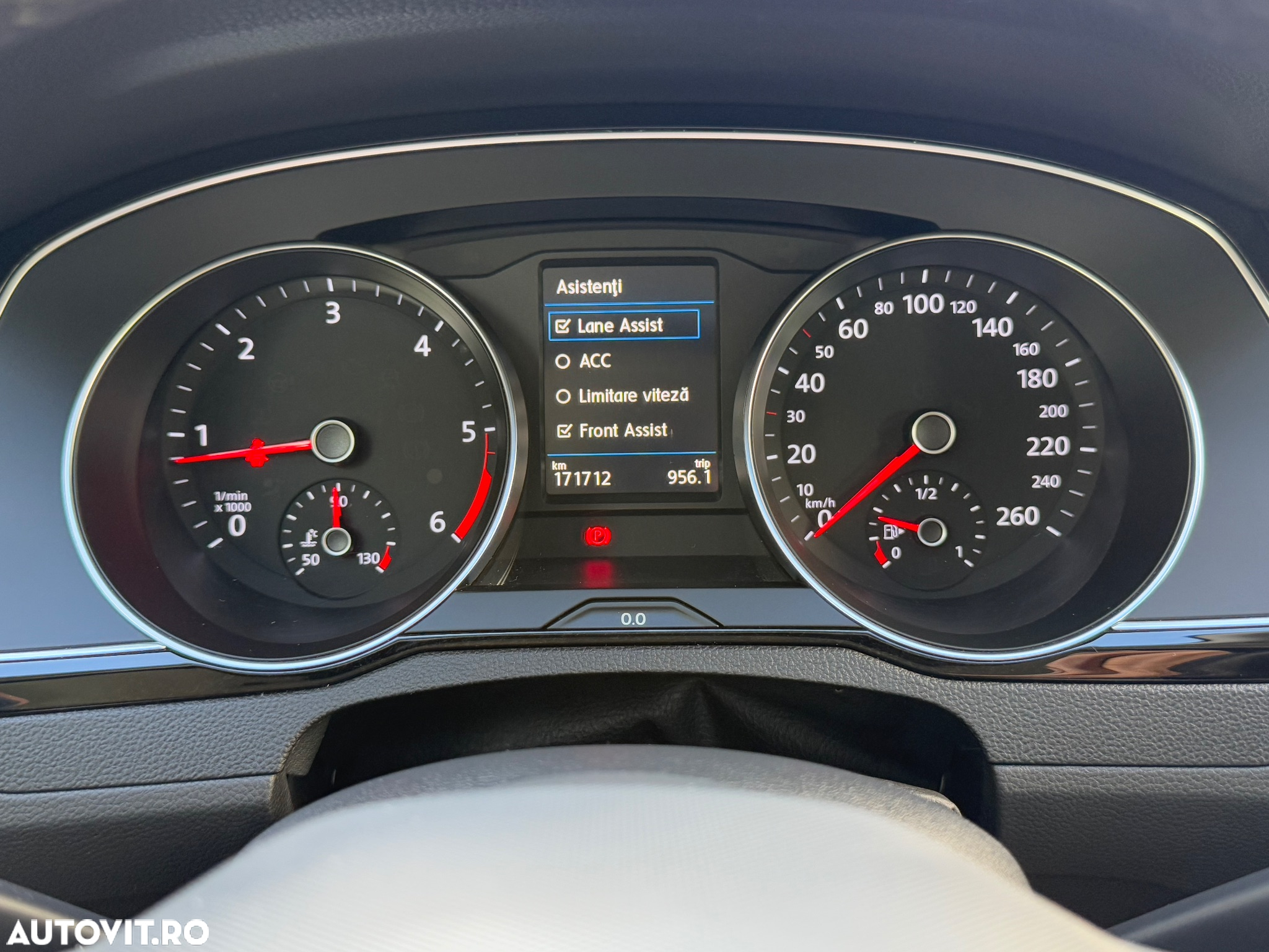 Volkswagen Passat Variant 2.0 TDI DSG Business - 22
